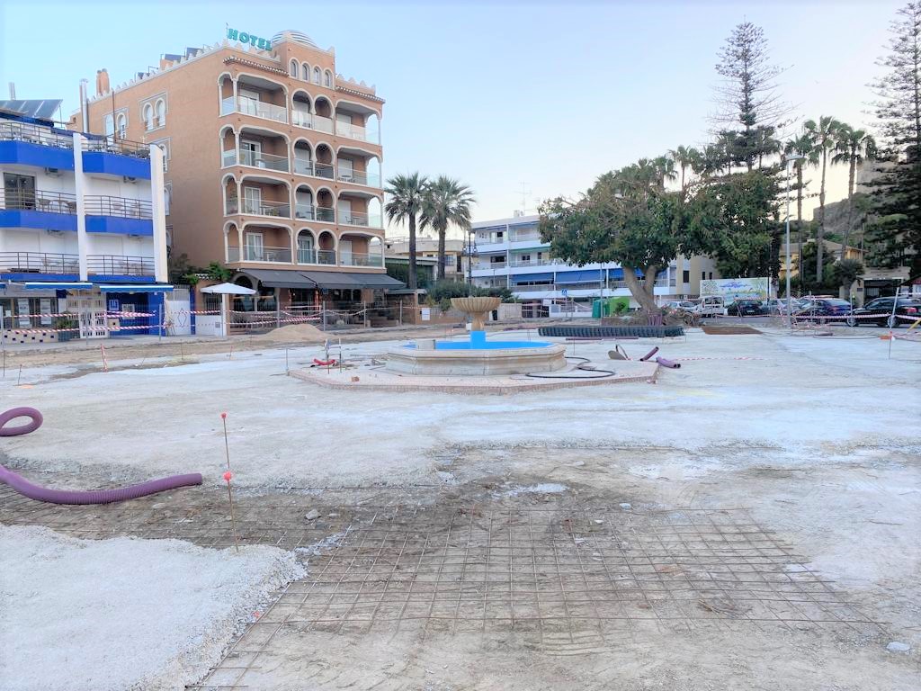 El abandono de playas, parques y plazas deja una imagen penosa y tercermundista de Almucar